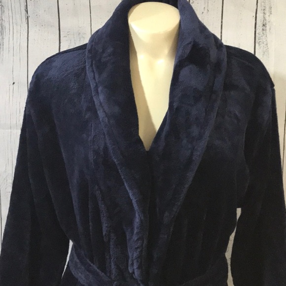 NwoT super soft faux fur robe Glitter SLEEP embroidered on back - Picture 3 of 8